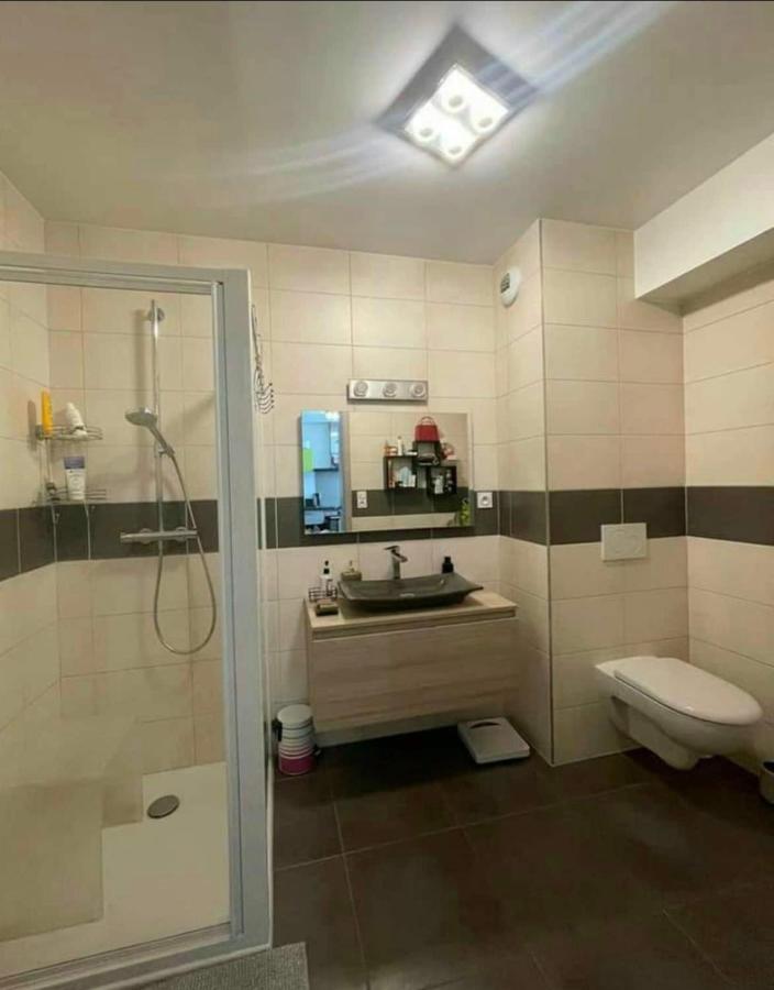 Appartement 4 Personnes Proche Lac Saint Point Montperreux Экстерьер фото