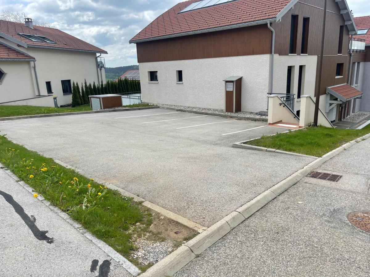 Appartement 4 Personnes Proche Lac Saint Point Montperreux Экстерьер фото
